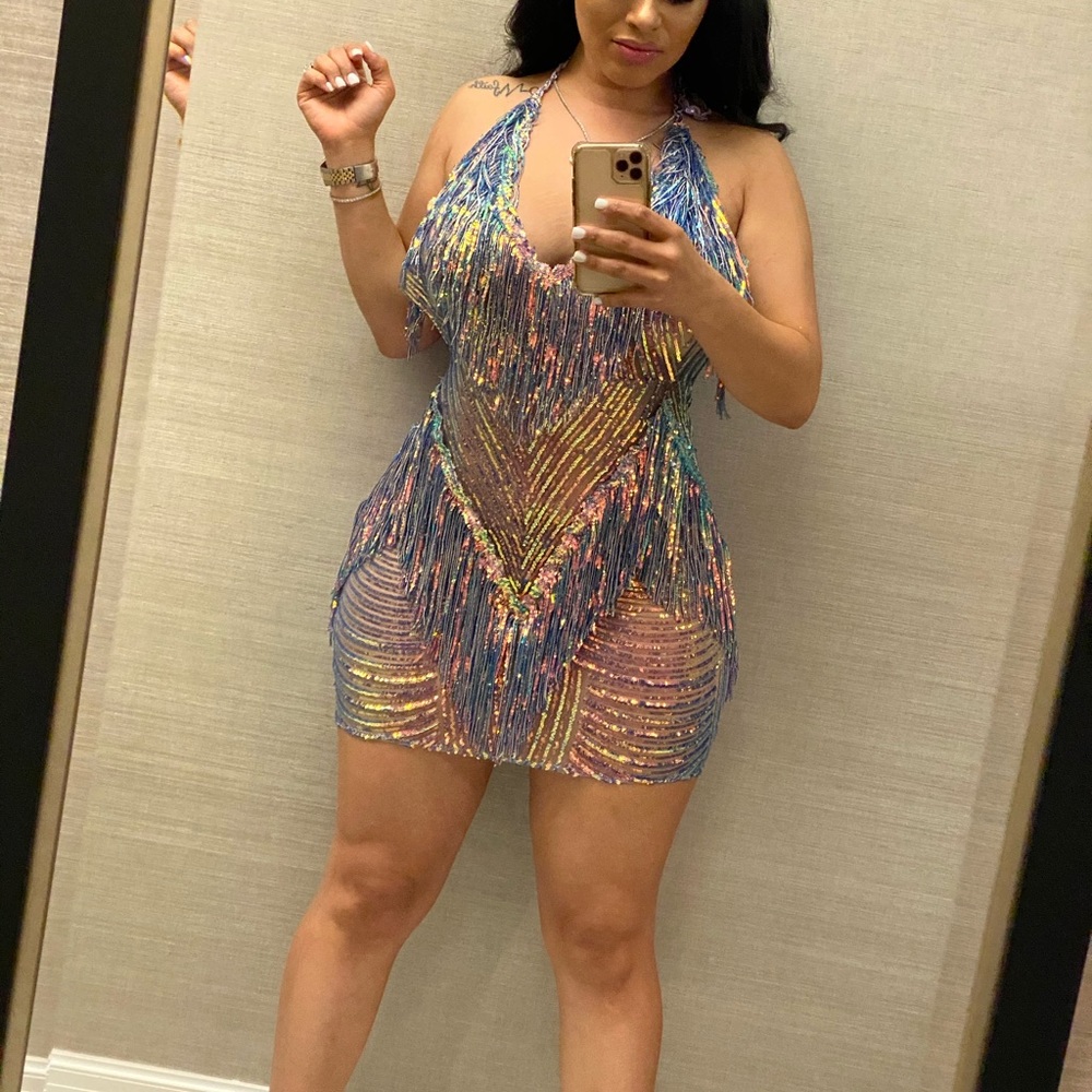 Dress - Picture 4 of 4